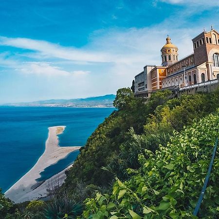 La Casetta Di Simo A Pochi Minuti Dal Mare Falcone Exterior foto