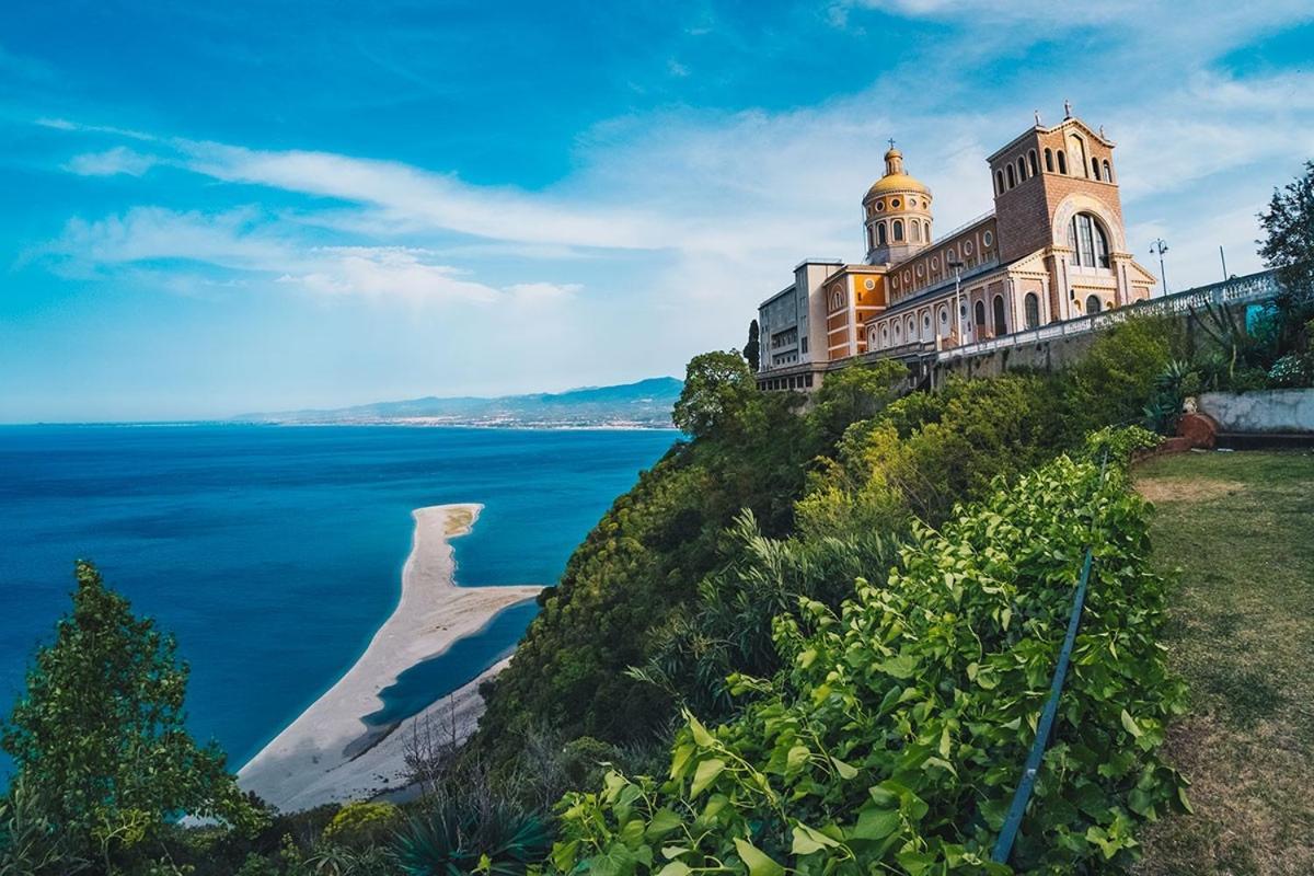 La Casetta Di Simo A Pochi Minuti Dal Mare Falcone Exterior foto